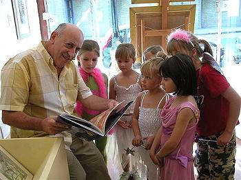 Image by Myrea Pettit, Copyright© 2004 Fairies World®  Reproduction of these images in any form is strictly prohibited.