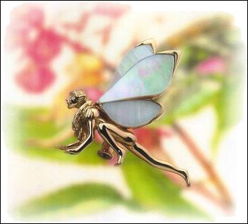 Solid 18 ct gold and pearl fairy brooch