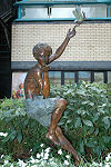 Peter Pan & Tinker Bell Sculpted by Diarmuid Bryon O'Connor copyright© Great Ormond Street Hospital 