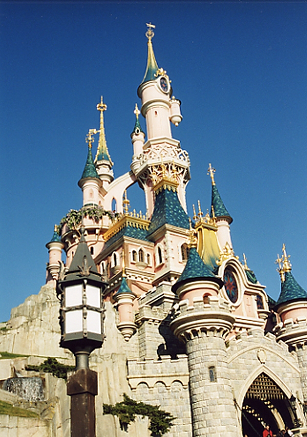 disneyland castle paris. Disneyland Paris and